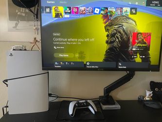 Ps5 slim disc w/controller and cables