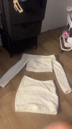 2 piece fuzzy set long sleeve