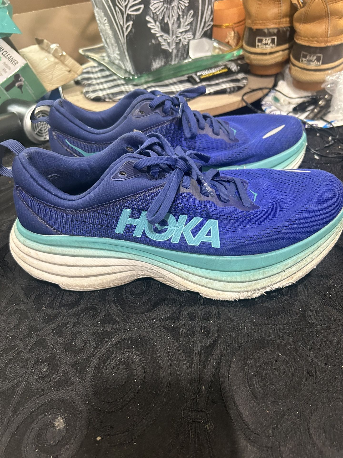 Women's Hoka Bondi 8 Sneakers