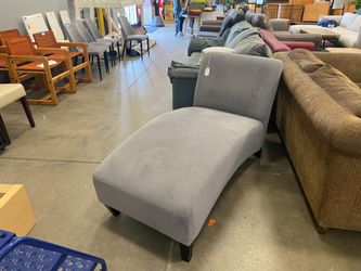 HANDY LIVING Simple Soft Grey Chaise Lounger