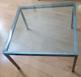 Heavy glass metal frame table