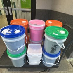 Cleaning Supplies 🧼