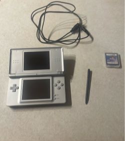 Nintendo Ds with Super Mario 64 game