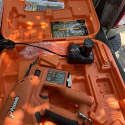 Paslode Cordless Nail Gun