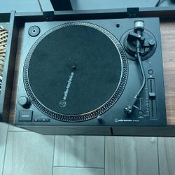 Audio-Technica AT-LP120XUSB Direct Drive Turntable – Excellent Condition