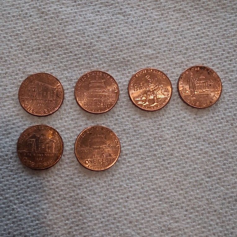 5 Wheat Pennies From 1927,1941, 2 1944's 1952