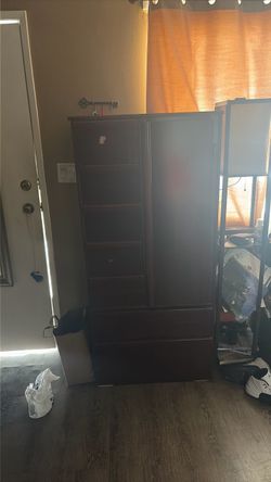 Kids dresser