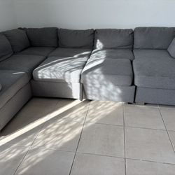 Sofa - Sleeper Sectional w/Right Chaise