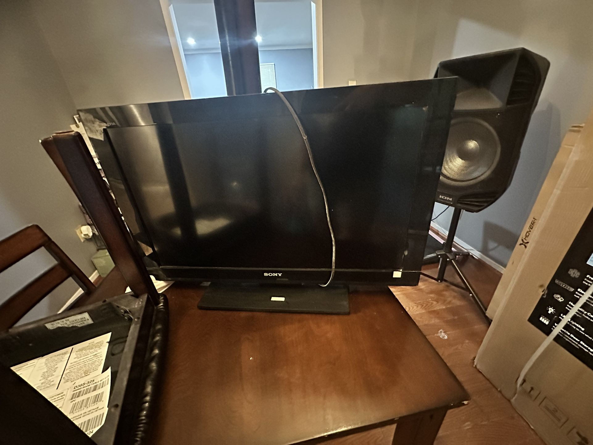 Sony 32in TV