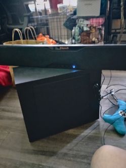 Klipsch sound bar and sub woofer