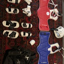 Take Kwondo Equipment 