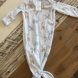 Baby Gowns With Matching Hats 0-3 Months 