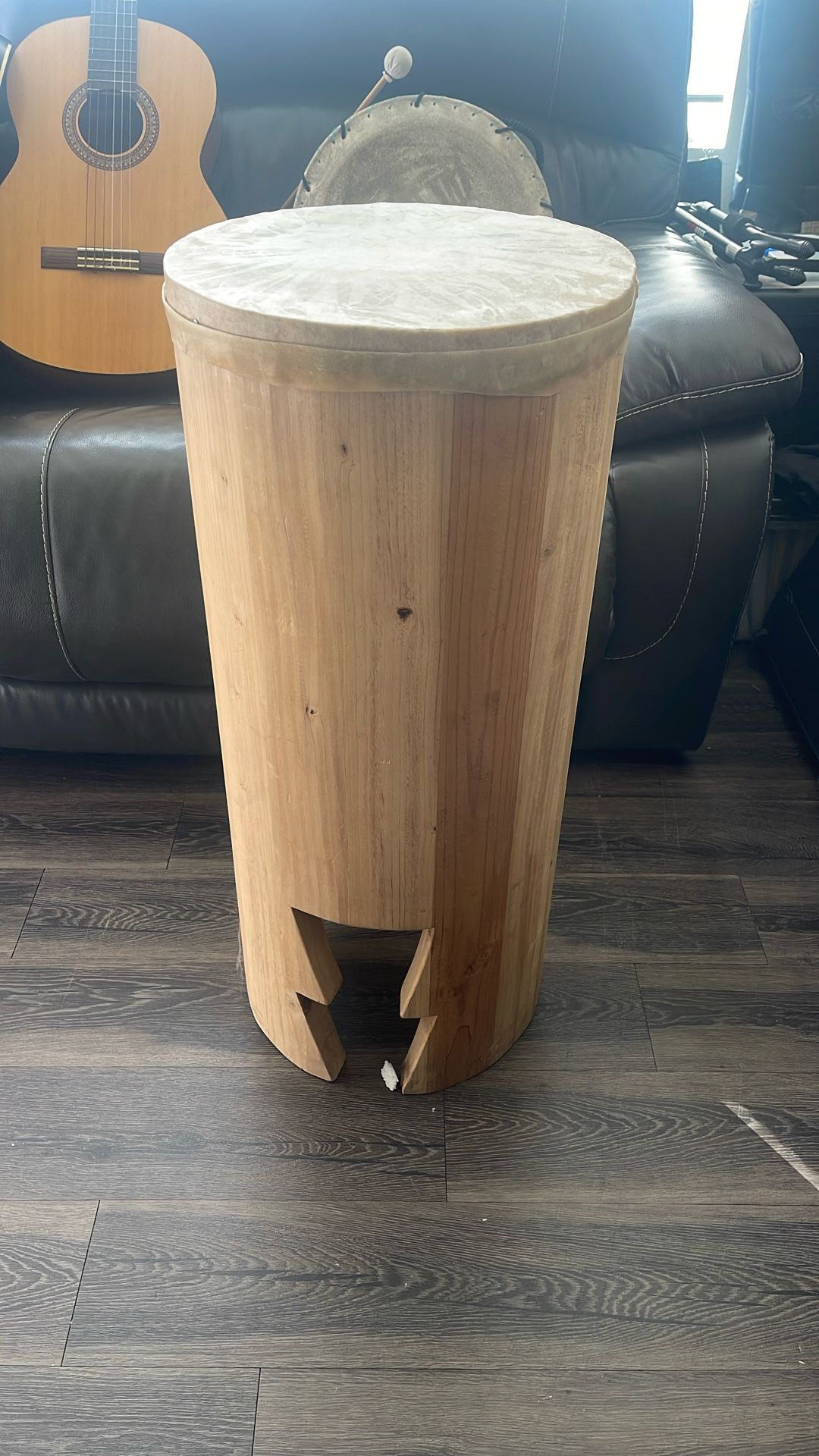 Tambor Azteca, Aztec Drummer