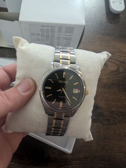 Seiko dark green dial