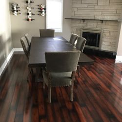 Dining room Set 8 Piece 