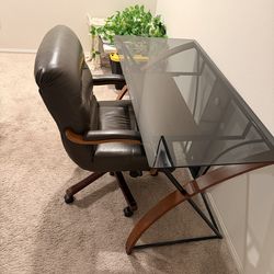 Desk & Chair