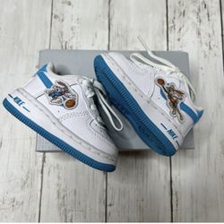 3c NIKE LOONEY TUNE AIR FORCES 