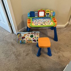 Kids Learning Table. 