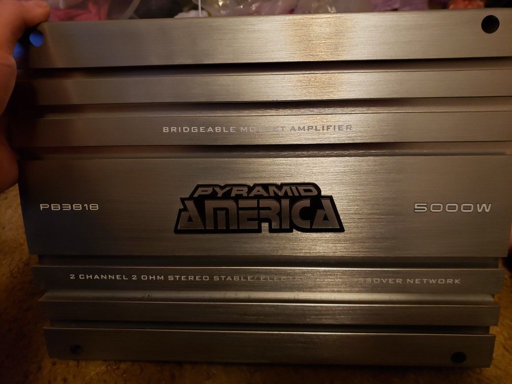 Pyramid America 5000 Watt Amp (PB3818)