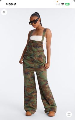 XL Camo jumpsuit