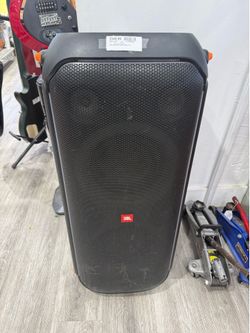JBL Party Box 710