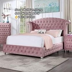 🙋‍♂️ Queen Bed Frame 👉Furniture Sectional Bedroom, Dining Table Sets, Bunk Beds Avail 