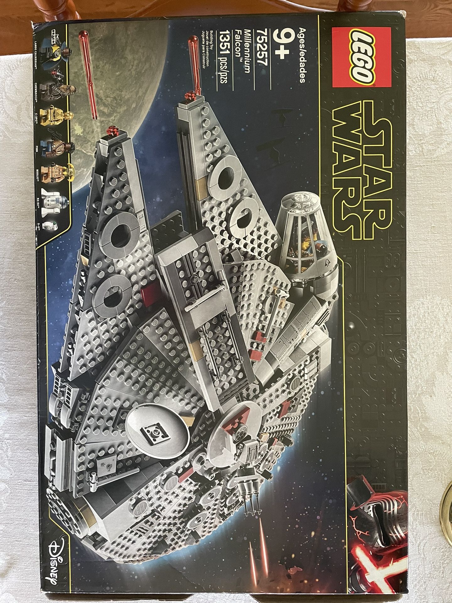 Lego Millennium Falcon 75257