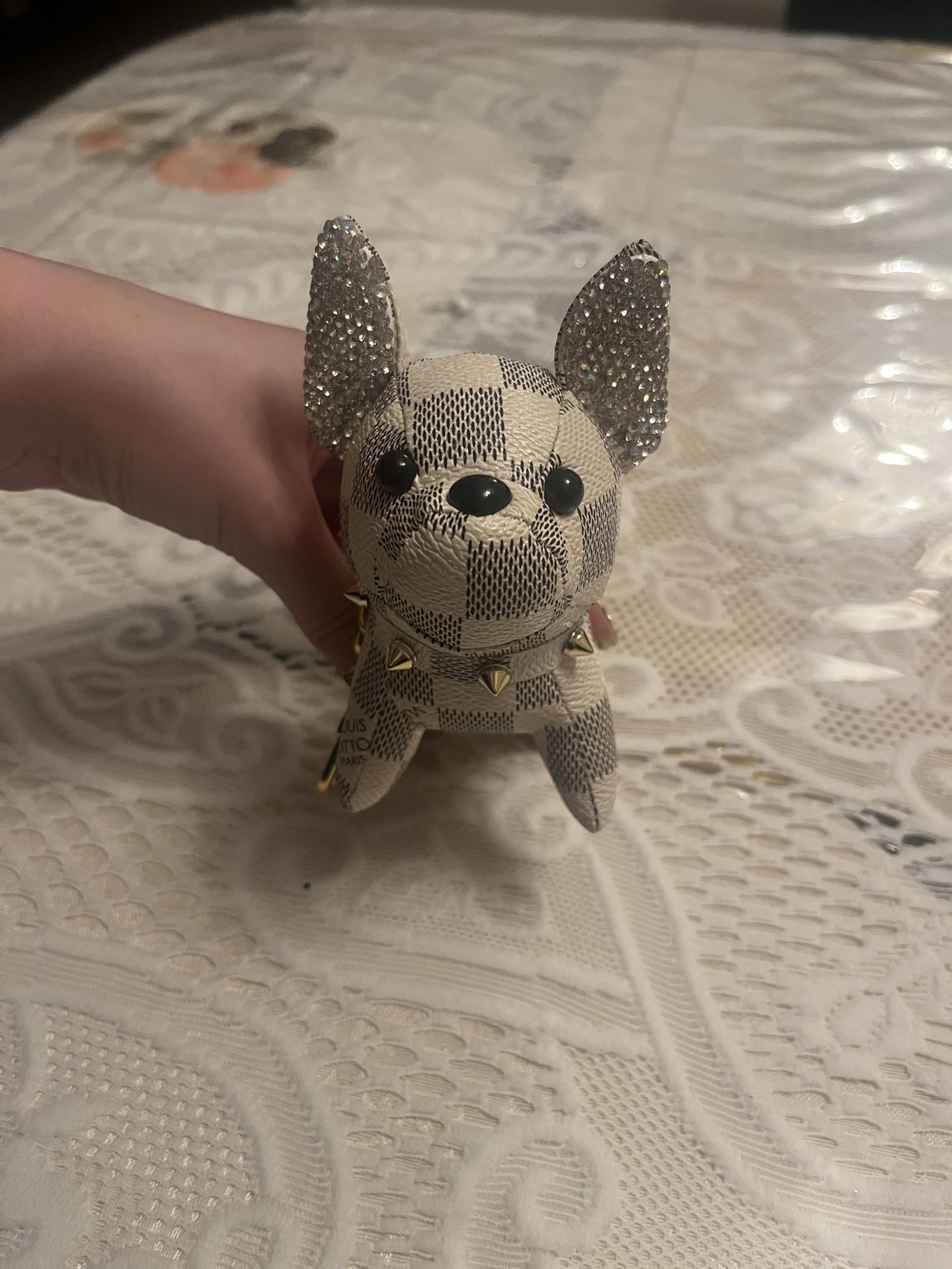 Lv Doggie 🐶 Spiked Collar Keychain For Bag