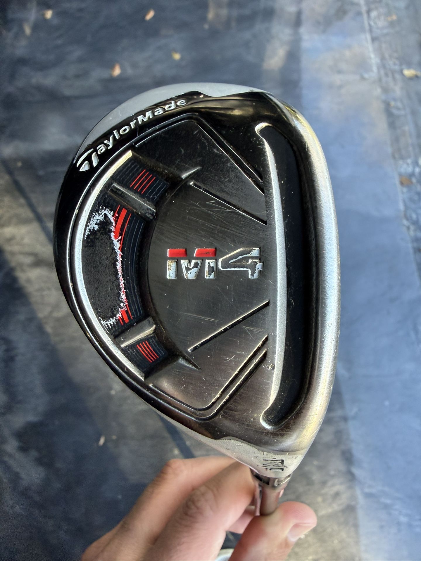 Golf Club (Used TaylorMade M4 Rescue 3 Hybrid Right Handed 19 Degrees Regular Flex)