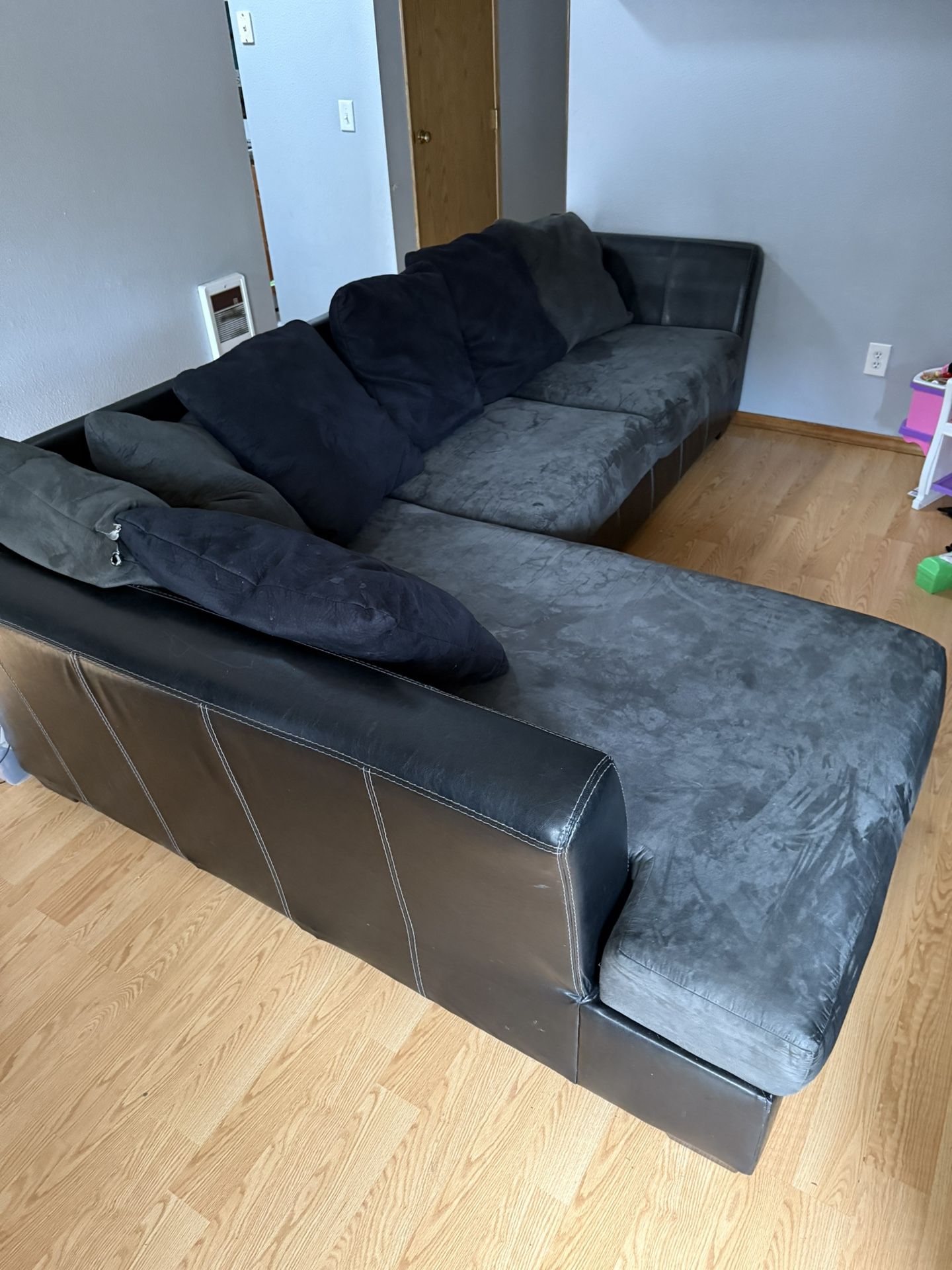 Sued Couches