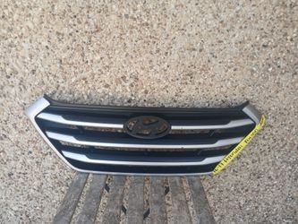 2016-17 Hyundai Tucson Grill