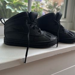 Nike Shoes - Kids 10c