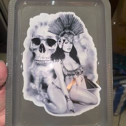 Custom rolling tray