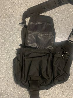 Over the shoulder Tactical