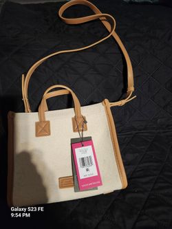 Style vince camutto hand bag saly sto