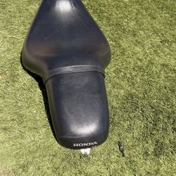 Honda Motorcycle Seat – Good Condition