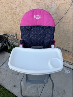 Feeding high chair