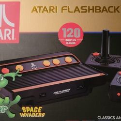 Atari Flashback 9 GOLD Console In Original Box