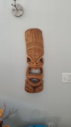 Hawaiian tiki wood carving