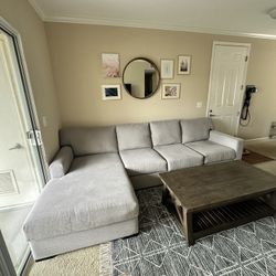 Furniture/couch/coffee table/Moving Sale 