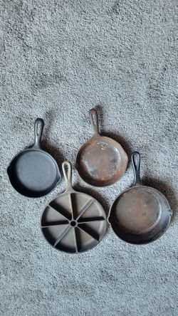 Iron Skillet Pans Set 