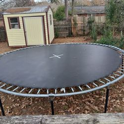Trampoline