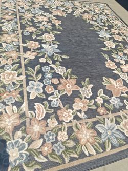 Indoor Outdoor Rug, New ~ 8 x 10 FT