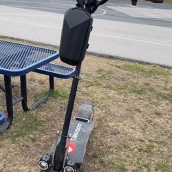 electric scooters 