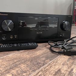 Pioneer ELITE AV Receiver - VSX-LX101