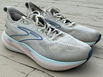 Brooks Glycerine 22 - W Road running shoes - SIZE 11 - used