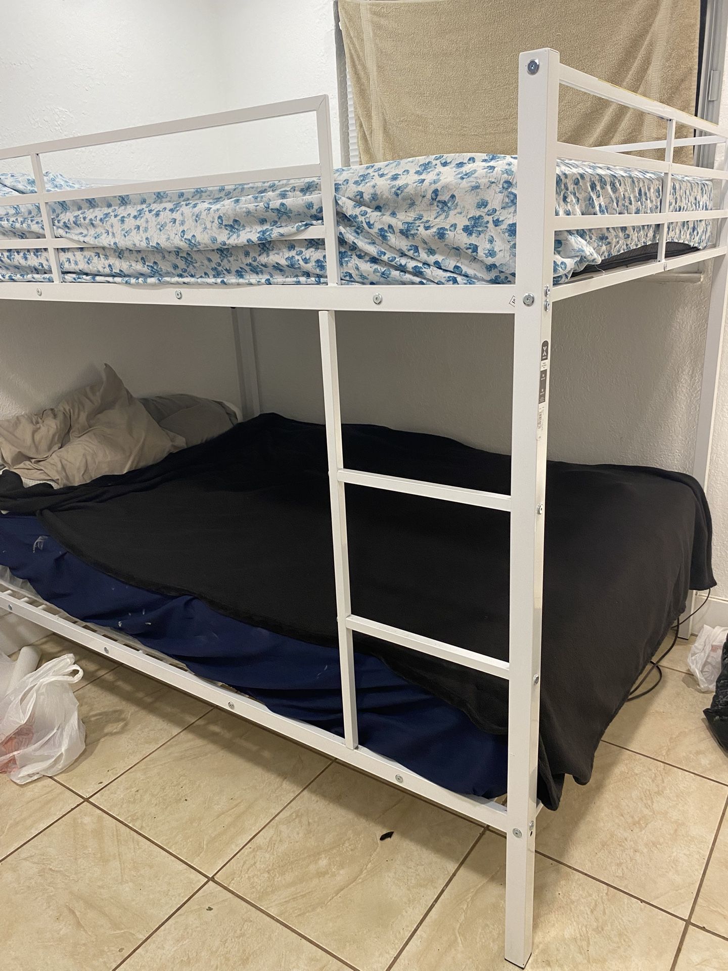 Bunk bed For Sale