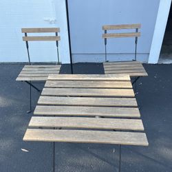 Outdoor Table & Chairs