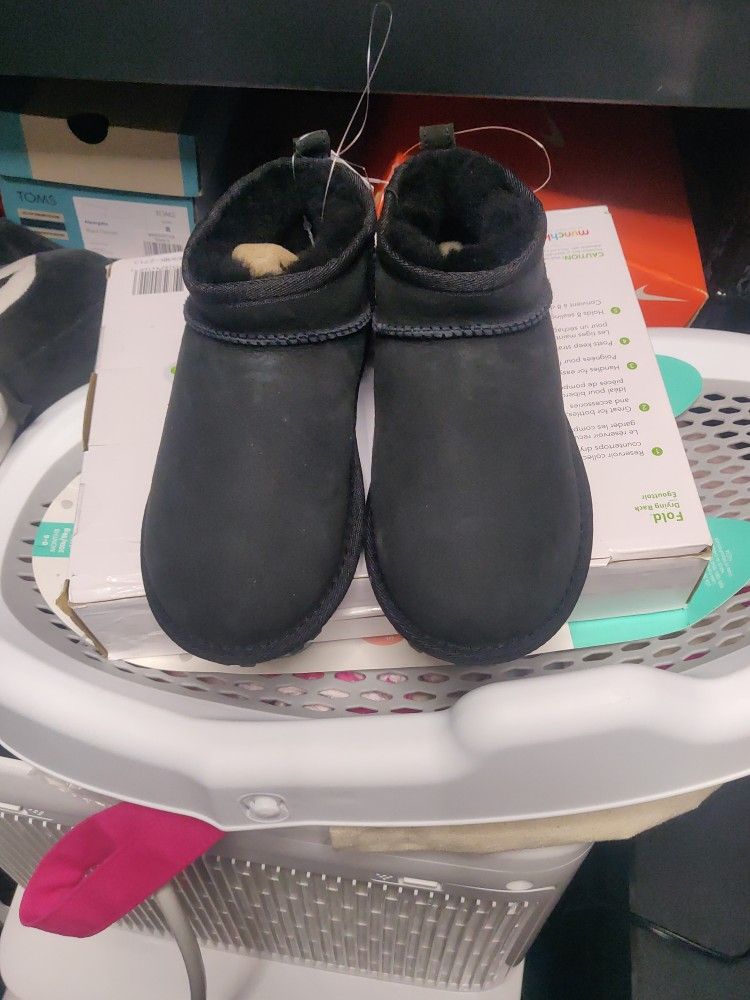 Kirkland Kids Boots Size 1