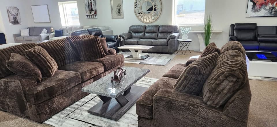 Rich chocolate Sofa/Sofa Set w/extraordinary comfort & contemporary style